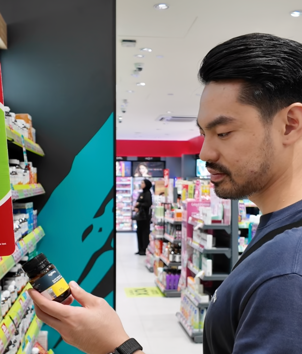 Follow us on Instagram Holistq 